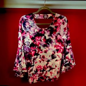 Jennifer Lopez blouse